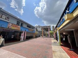 703 ANG MO KIO AVENUE 8 (D20), Shop House #453255841